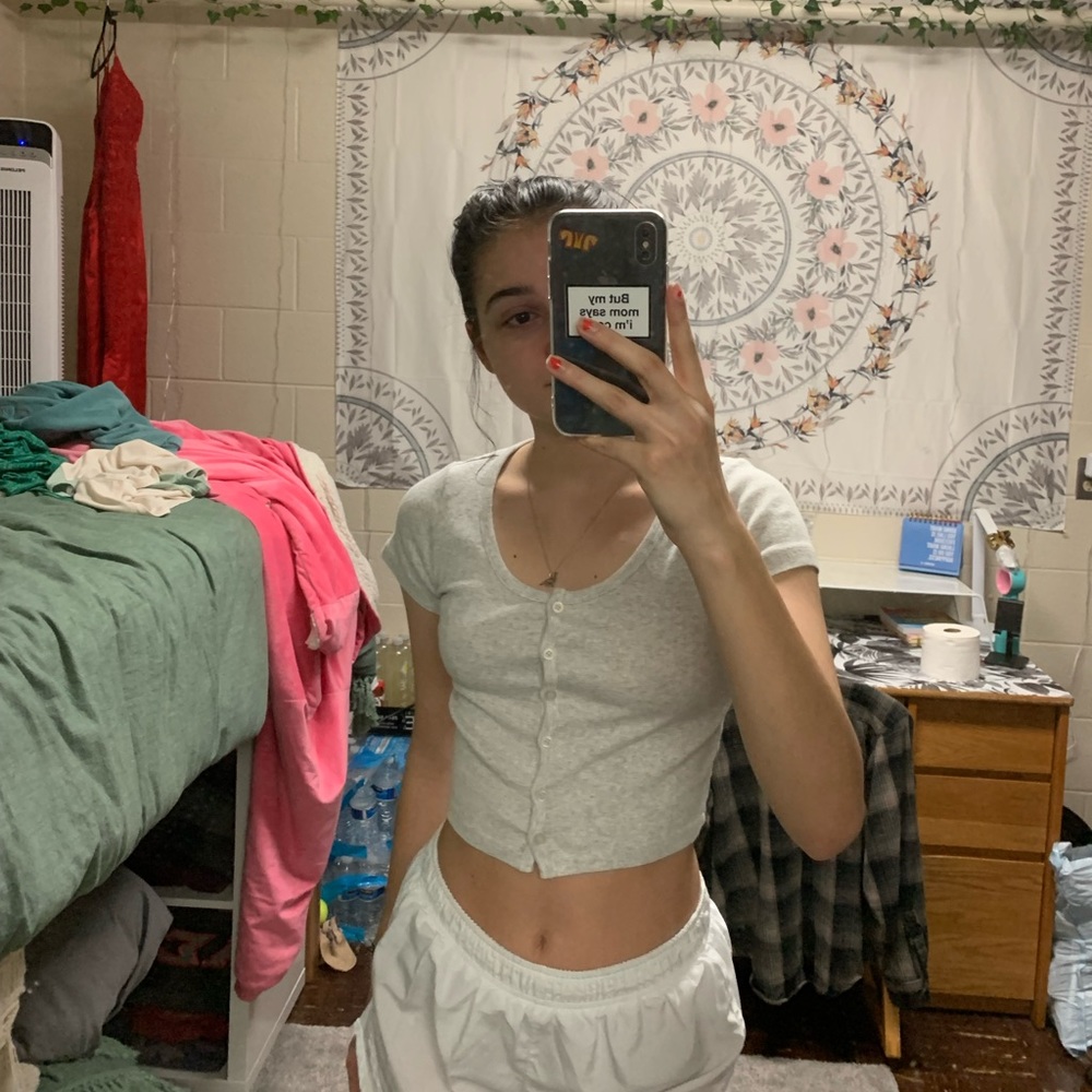 Super cute brandy Melville top